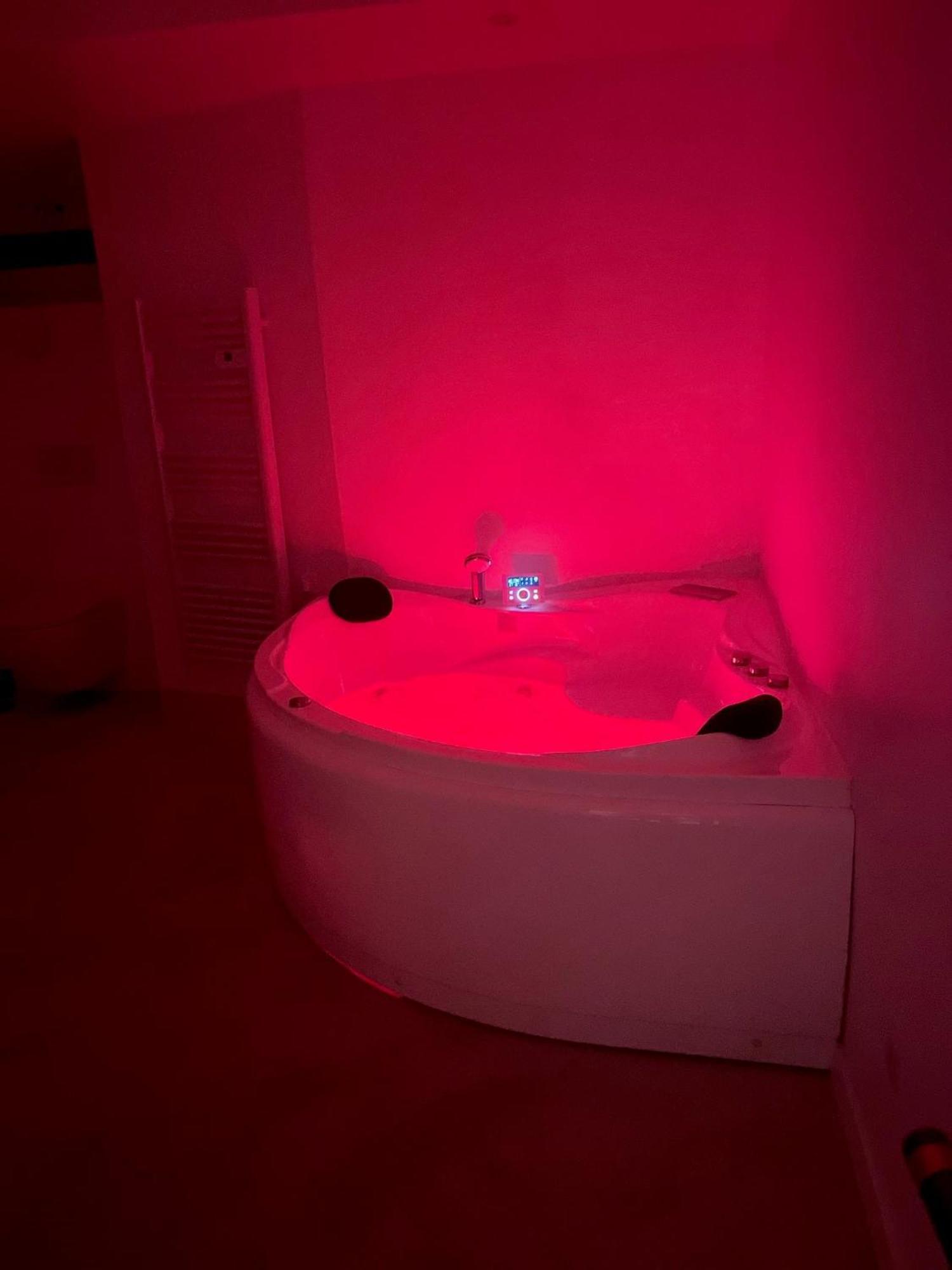 La Villa 101 -Topvacances -Les Issambres La Garonnette-Plage Extérieur photo